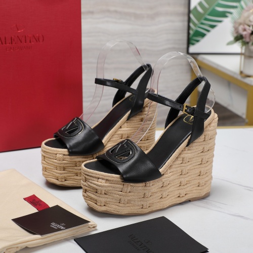 Cheap Valentino Sandal For Women #1225382 Replica Wholesale [$128.00 USD] [ITEM#1225382] on Replica Valentino Sandal