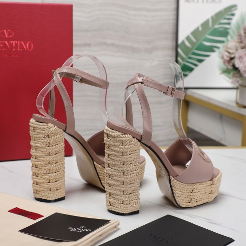 Cheap Valentino Sandal For Women #1225384 Replica Wholesale [$118.00 USD] [ITEM#1225384] on Replica Valentino Sandal