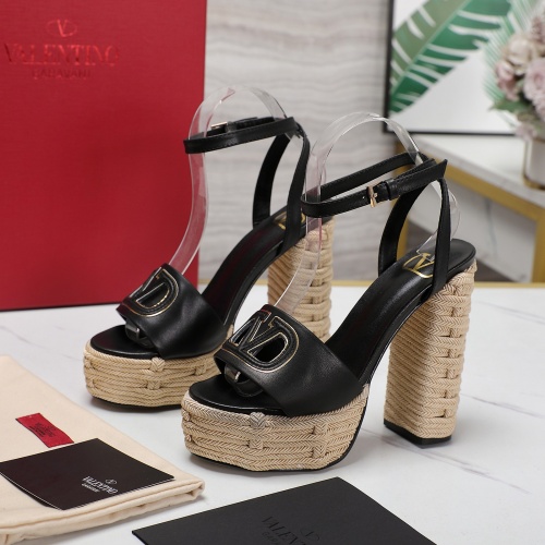 Cheap Valentino Sandal For Women #1225389 Replica Wholesale [$118.00 USD] [ITEM#1225389] on Replica Valentino Sandal