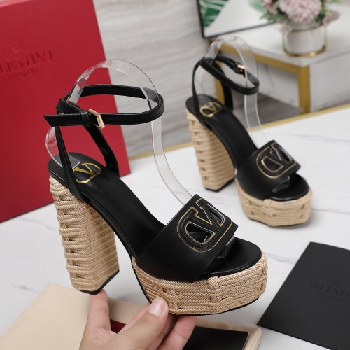 Cheap Valentino Sandal For Women #1225389 Replica Wholesale [$118.00 USD] [ITEM#1225389] on Replica Valentino Sandal