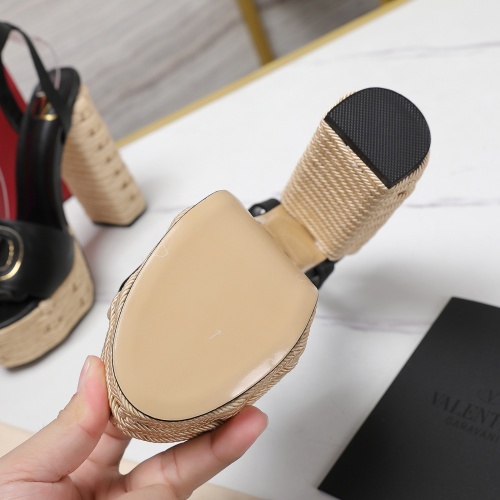 Cheap Valentino Sandal For Women #1225389 Replica Wholesale [$118.00 USD] [ITEM#1225389] on Replica Valentino Sandal