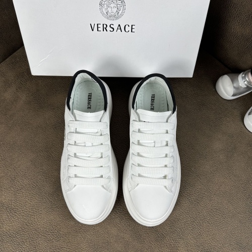 Cheap Versace Casual Shoes For Men #1225843 Replica Wholesale [$80.00 USD] [ITEM#1225843] on Replica Versace Casual Shoes