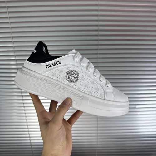 Cheap Versace Casual Shoes For Men #1225843 Replica Wholesale [$80.00 USD] [ITEM#1225843] on Replica Versace Casual Shoes