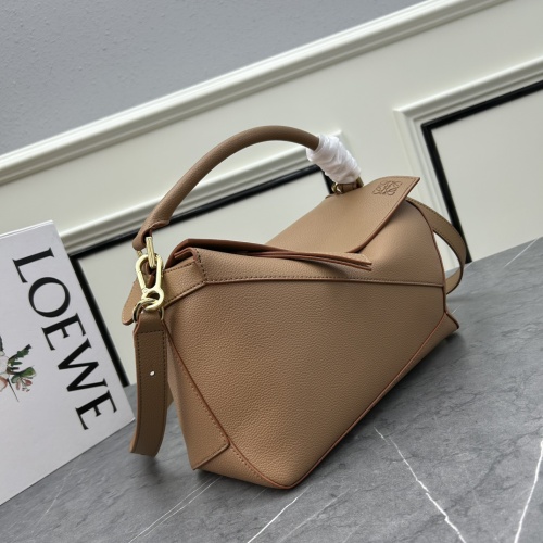 Cheap LOEWE AAA Quality Messenger Bags For Women #1225904 Replica Wholesale [$165.00 USD] [ITEM#1225904] on Replica LOEWE AAA Messenger Bags