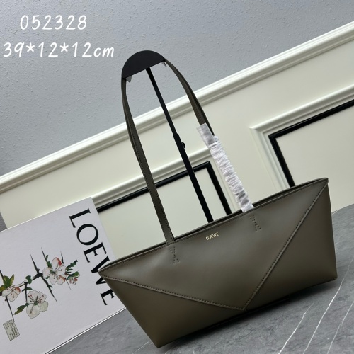 Cheap LOEWE AAA Quality Shoulder Bags For Women #1225908 Replica Wholesale [$155.00 USD] [ITEM#1225908] on Replica LOEWE AAA Quality Shoulder Bags