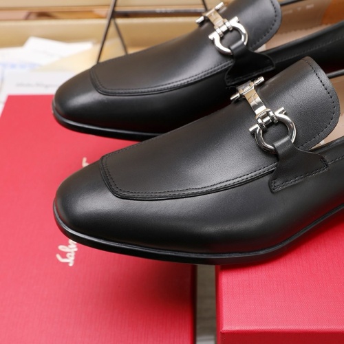 Cheap Salvatore Ferragamo Leather Shoes For Men #1226125 Replica Wholesale [$122.00 USD] [ITEM#1226125] on Replica Salvatore Ferragamo Leather Shoes