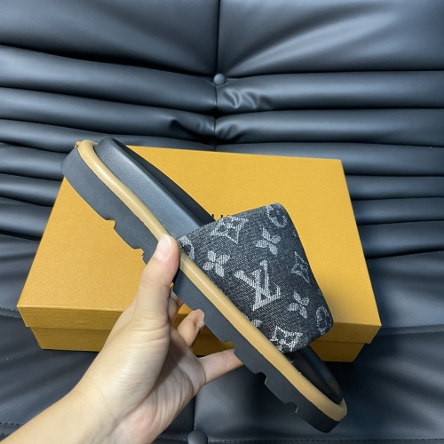 Cheap Louis Vuitton Slippers For Men #1226323 Replica Wholesale [$60.00 USD] [ITEM#1226323] on Replica Louis Vuitton Slippers