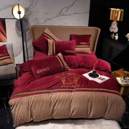 Cheap Versace Bedding #1226577 Replica Wholesale [$140.00 USD] [ITEM#1226577] on Replica Versace Bedding