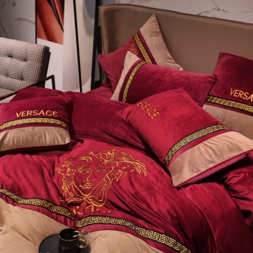 Cheap Versace Bedding #1226577 Replica Wholesale [$140.00 USD] [ITEM#1226577] on Replica Versace Bedding