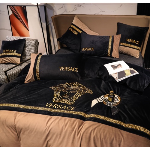 Cheap Versace Bedding #1226581 Replica Wholesale [$140.00 USD] [ITEM#1226581] on Replica Versace Bedding