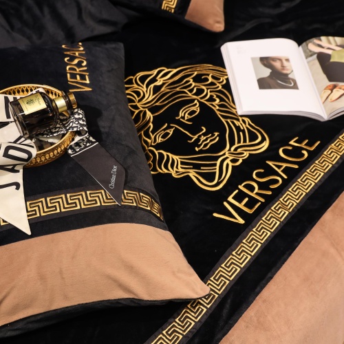 Cheap Versace Bedding #1226581 Replica Wholesale [$140.00 USD] [ITEM#1226581] on Replica Versace Bedding