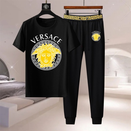 Cheap Versace Tracksuits Short Sleeved For Men #1227239 Replica Wholesale [$76.00 USD] [ITEM#1227239] on Replica Versace Tracksuits