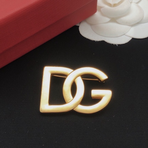 Cheap Dolce &amp; Gabbana Brooches For Women #1228542 Replica Wholesale [$29.00 USD] [ITEM#1228542] on Replica Dolce &amp; Gabbana Brooches