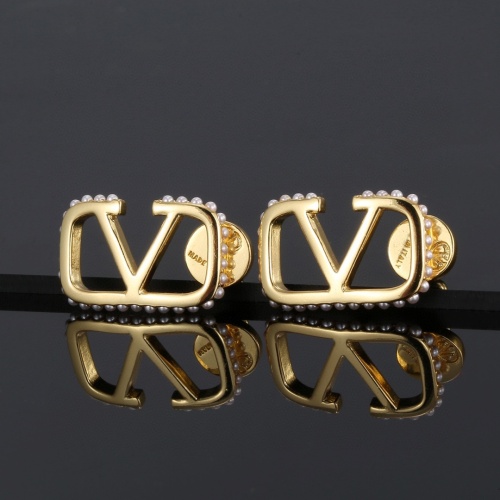 Cheap Valentino Earrings For Women #1228889 Replica Wholesale [$25.00 USD] [ITEM#1228889] on Replica Valentino Earrings