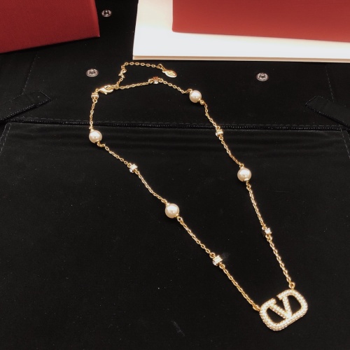 Cheap Valentino Necklaces For Women #1228991 Replica Wholesale [$36.00 USD] [ITEM#1228991] on Replica Valentino Necklaces