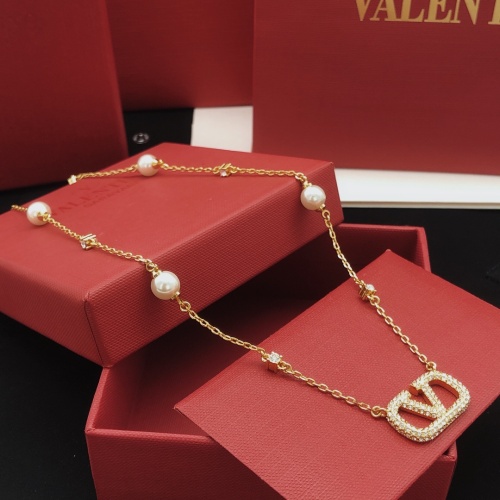 Cheap Valentino Necklaces For Women #1228991 Replica Wholesale [$36.00 USD] [ITEM#1228991] on Replica Valentino Necklaces