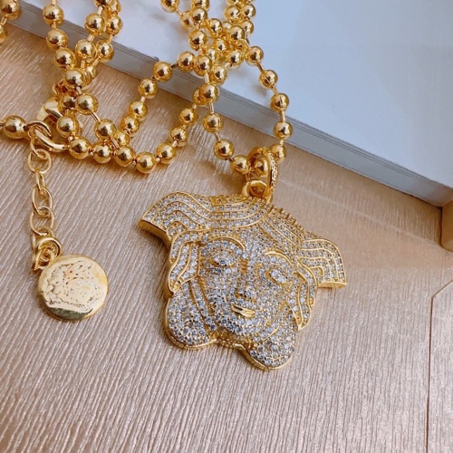 Cheap Versace Necklaces #1229094 Replica Wholesale [$52.00 USD] [ITEM#1229094] on Replica Versace Necklaces