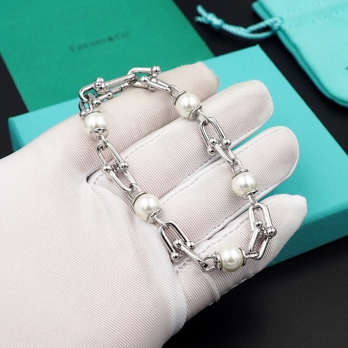 Cheap Tiffany Bracelets For Women #1229237 Replica Wholesale [$29.00 USD] [ITEM#1229237] on Replica Tiffany Bracelets