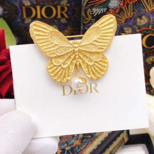 Cheap Christian Dior Brooches For Women #1229355 Replica Wholesale [$29.00 USD] [ITEM#1229355] on Replica Christian Dior Brooches