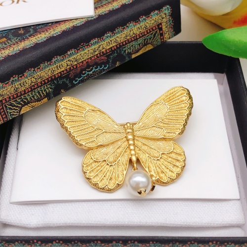 Cheap Christian Dior Brooches For Women #1229355 Replica Wholesale [$29.00 USD] [ITEM#1229355] on Replica Christian Dior Brooches