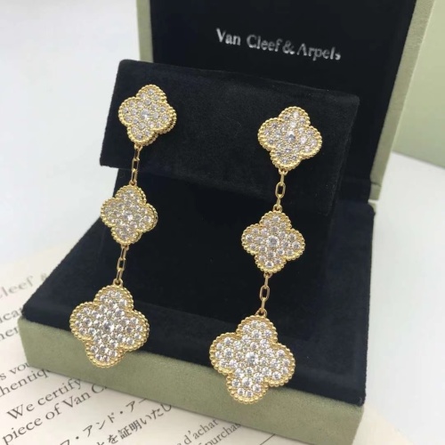 Cheap Van Cleef &amp; Arpels Earrings For Women #1229465 Replica Wholesale [$38.00 USD] [ITEM#1229465] on Replica Van Cleef &amp; Arpels Earrings