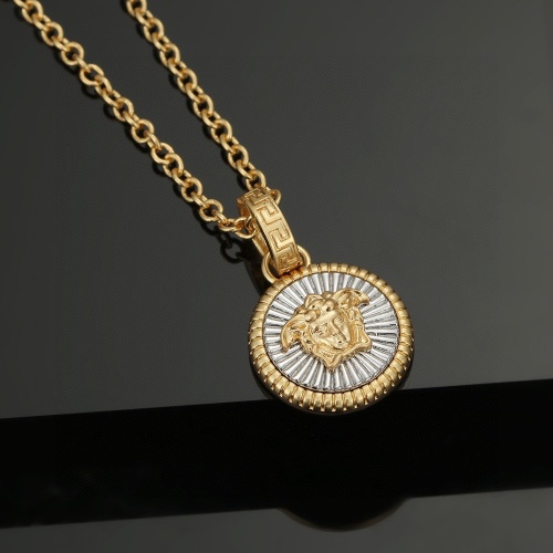 Cheap Versace Necklaces #1229512 Replica Wholesale [$29.00 USD] [ITEM#1229512] on Replica Versace Necklaces