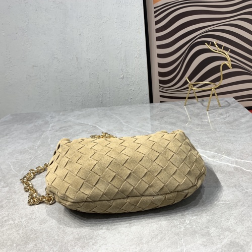 Cheap Bottega Veneta BV AAA Quality Messenger Bags For Women #1229554 Replica Wholesale [$122.00 USD] [ITEM#1229554] on Replica Bottega Veneta BV AAA Quality Messenger Bags