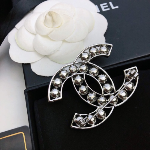 Cheap Chanel Brooches For Women #1229716 Replica Wholesale [$32.00 USD] [ITEM#1229716] on Replica Chanel Brooches