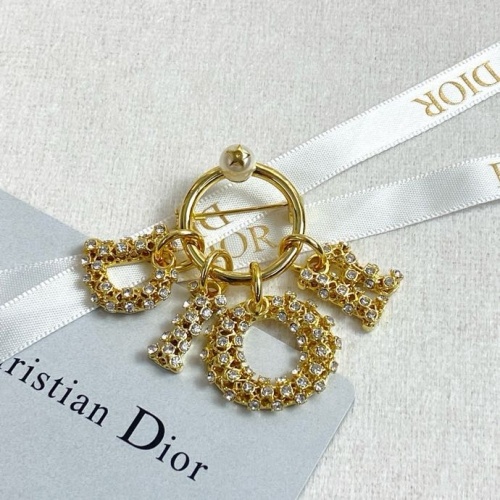 Cheap Christian Dior Brooches For Women #1229736 Replica Wholesale [$38.00 USD] [ITEM#1229736] on Replica Christian Dior Brooches