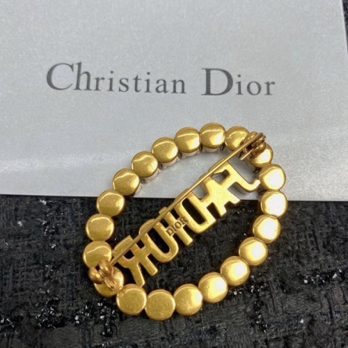 Cheap Christian Dior Brooches For Women #1229741 Replica Wholesale [$29.00 USD] [ITEM#1229741] on Replica Christian Dior Brooches