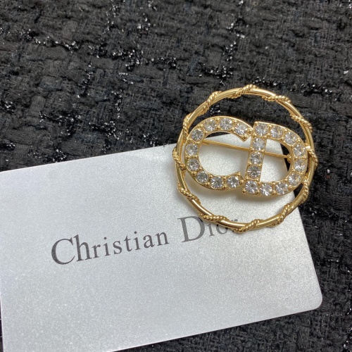 Cheap Christian Dior Brooches For Women #1229766 Replica Wholesale [$32.00 USD] [ITEM#1229766] on Replica Christian Dior Brooches