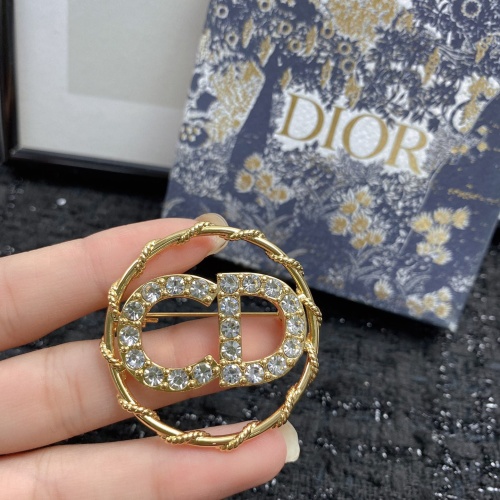 Cheap Christian Dior Brooches For Women #1229766 Replica Wholesale [$32.00 USD] [ITEM#1229766] on Replica Christian Dior Brooches