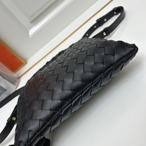 Cheap Bottega Veneta BV AAA Quality Messenger Bags For Women #1229772 Replica Wholesale [$98.00 USD] [ITEM#1229772] on Replica Bottega Veneta BV AAA Quality Messenger Bags