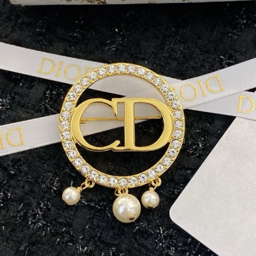 Cheap Christian Dior Brooches For Women #1229773 Replica Wholesale [$32.00 USD] [ITEM#1229773] on Replica Christian Dior Brooches