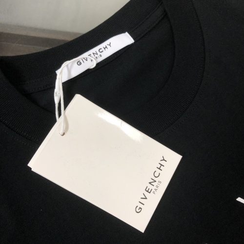 Cheap Givenchy T-Shirts Short Sleeved For Unisex #1229855 Replica Wholesale [$39.00 USD] [ITEM#1229855] on Replica Givenchy T-Shirts