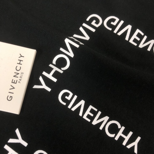 Cheap Givenchy T-Shirts Short Sleeved For Unisex #1229855 Replica Wholesale [$39.00 USD] [ITEM#1229855] on Replica Givenchy T-Shirts