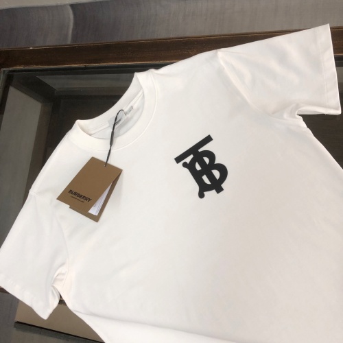 Cheap Burberry T-Shirts Short Sleeved For Unisex #1229856 Replica Wholesale [$42.00 USD] [ITEM#1229856] on Replica Burberry T-Shirts