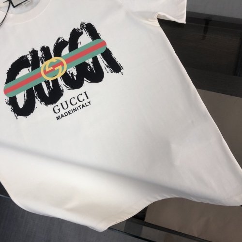 Cheap Gucci T-Shirts Short Sleeved For Unisex #1229860 Replica Wholesale [$42.00 USD] [ITEM#1229860] on Replica Gucci T-Shirts