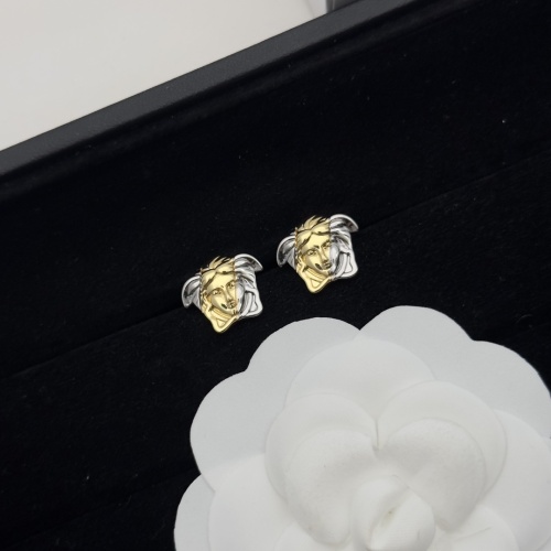 Cheap Versace Earrings For Women #1229890 Replica Wholesale [$25.00 USD] [ITEM#1229890] on Replica Versace Earrings