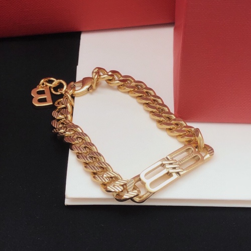 Cheap Balenciaga Bracelets #1229988 Replica Wholesale [$29.00 USD] [ITEM#1229988] on Replica Balenciaga Bracelets