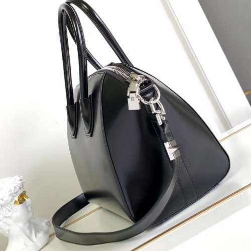 Cheap Givenchy AAA Quality Handbags For Women #1230008 Replica Wholesale [$244.63 USD] [ITEM#1230008] on Replica Givenchy AAA Quality Handbags