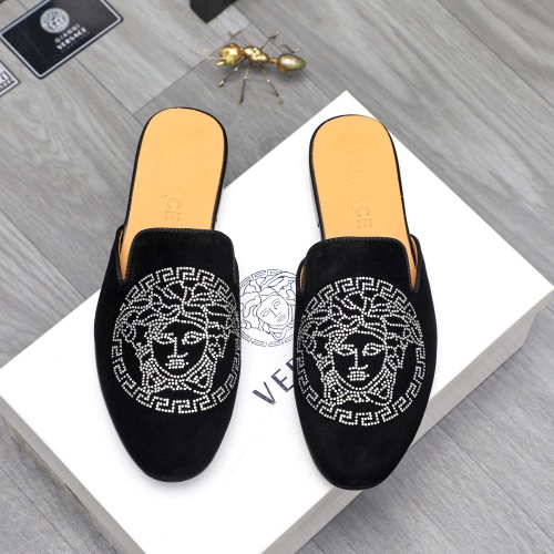 Cheap Versace Slippers For Men #1230351 Replica Wholesale [$72.00 USD] [ITEM#1230351] on Replica Versace Slippers