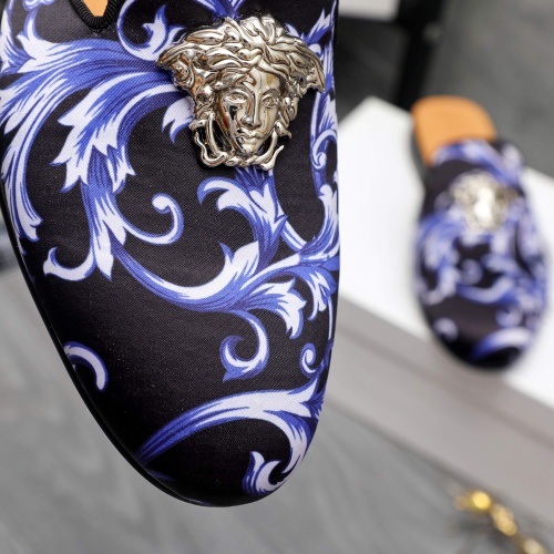 Cheap Versace Slippers For Men #1230353 Replica Wholesale [$72.00 USD] [ITEM#1230353] on Replica Versace Slippers