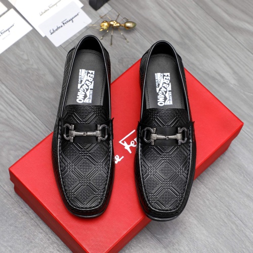 Cheap Salvatore Ferragamo Leather Shoes For Men #1230850 Replica Wholesale [$82.00 USD] [ITEM#1230850] on Replica Salvatore Ferragamo Leather Shoes