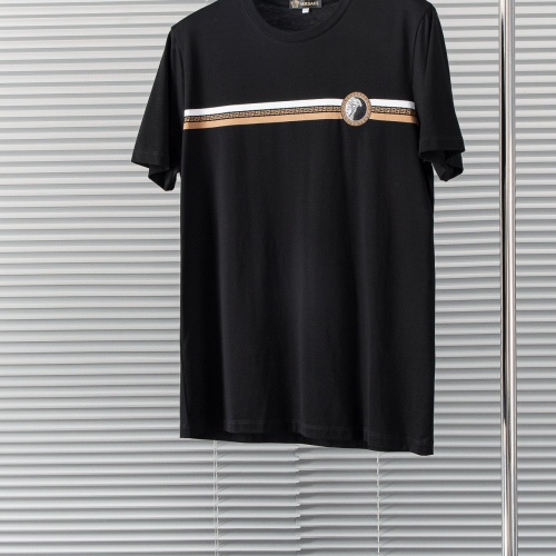 Cheap Versace T-Shirts Short Sleeved For Men #1231149 Replica Wholesale [$52.00 USD] [ITEM#1231149] on Replica Versace T-Shirts