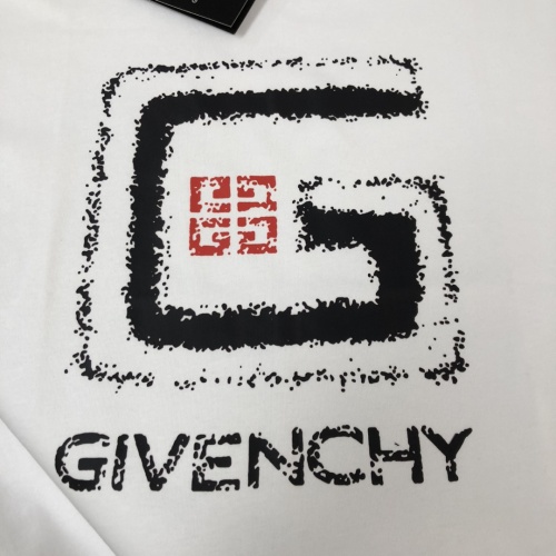 Cheap Givenchy T-Shirts Short Sleeved For Unisex #1231587 Replica Wholesale [$40.00 USD] [ITEM#1231587] on Replica Givenchy T-Shirts