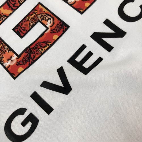 Cheap Givenchy T-Shirts Short Sleeved For Unisex #1231589 Replica Wholesale [$40.00 USD] [ITEM#1231589] on Replica Givenchy T-Shirts