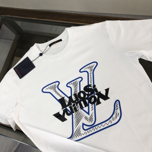 Cheap Louis Vuitton LV T-Shirts Short Sleeved For Unisex #1231610 Replica Wholesale [$40.00 USD] [ITEM#1231610] on Replica Louis Vuitton LV T-Shirts