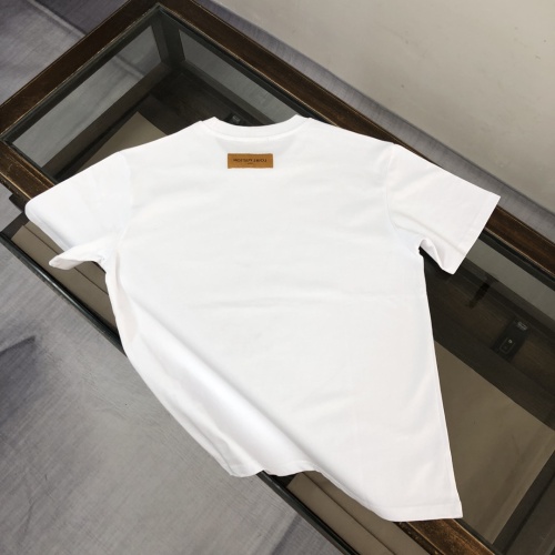 Cheap Louis Vuitton LV T-Shirts Short Sleeved For Unisex #1231610 Replica Wholesale [$40.00 USD] [ITEM#1231610] on Replica Louis Vuitton LV T-Shirts