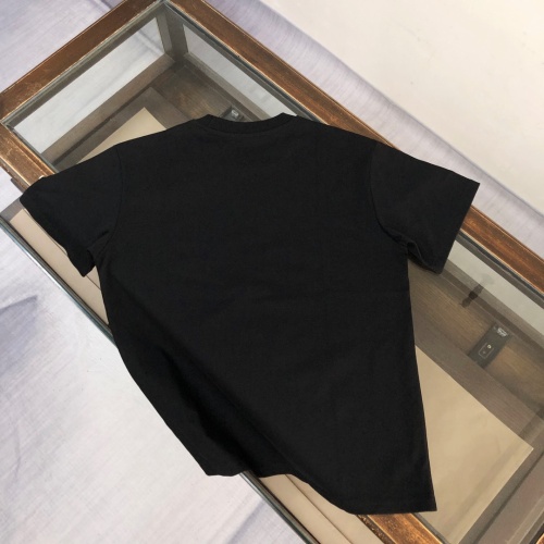 Cheap Moncler T-Shirts Short Sleeved For Unisex #1231621 Replica Wholesale [$40.00 USD] [ITEM#1231621] on Replica Moncler T-Shirts